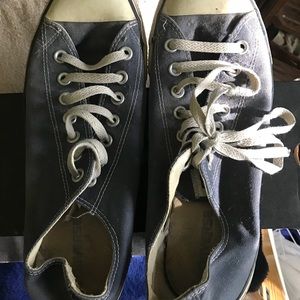 Converse size 9.5